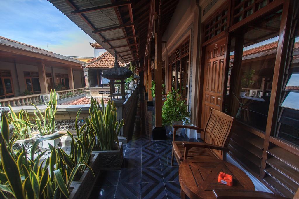 Rabasta Kuta Beach Inn Ngoại thất bức ảnh