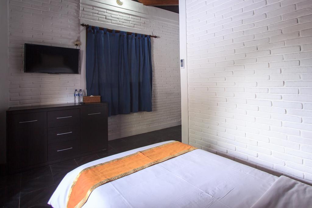 Rabasta Kuta Beach Inn Ngoại thất bức ảnh