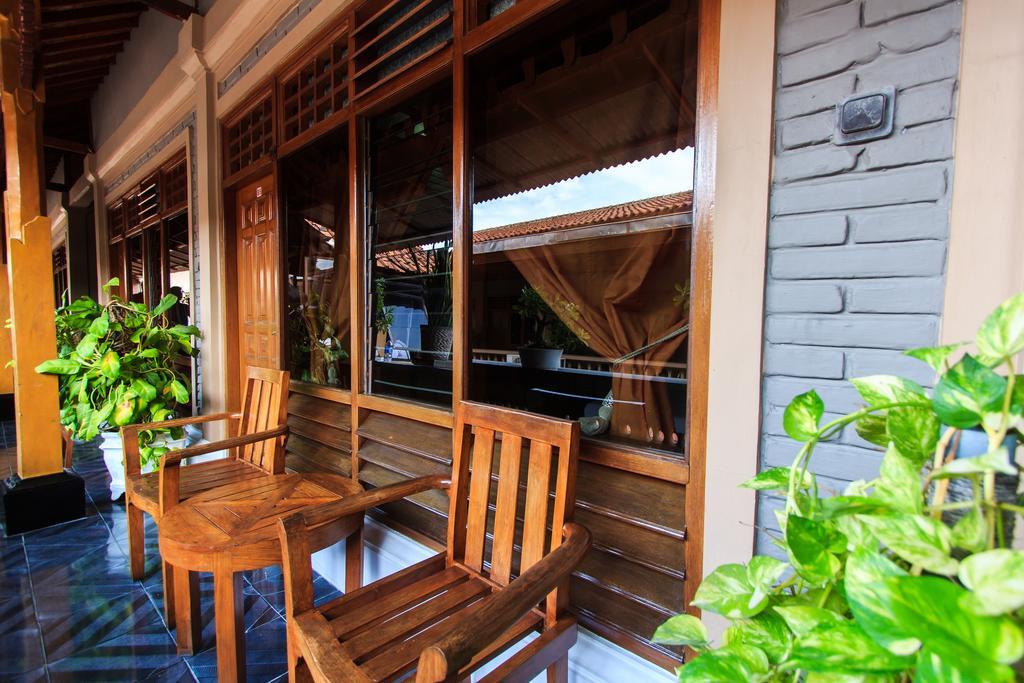 Rabasta Kuta Beach Inn Ngoại thất bức ảnh
